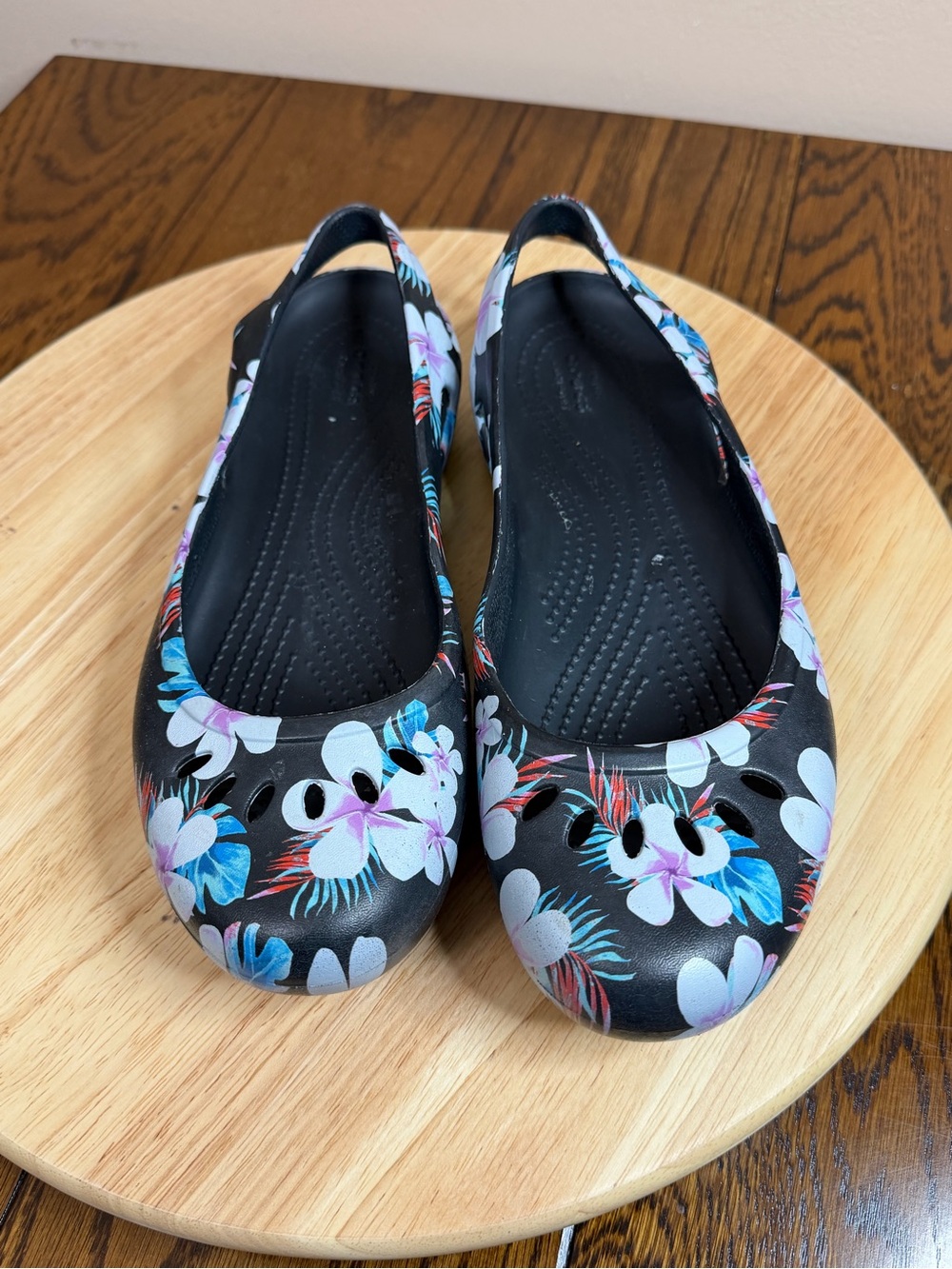 Crocs Women’s Kadee Seasonal Graphic Shoes